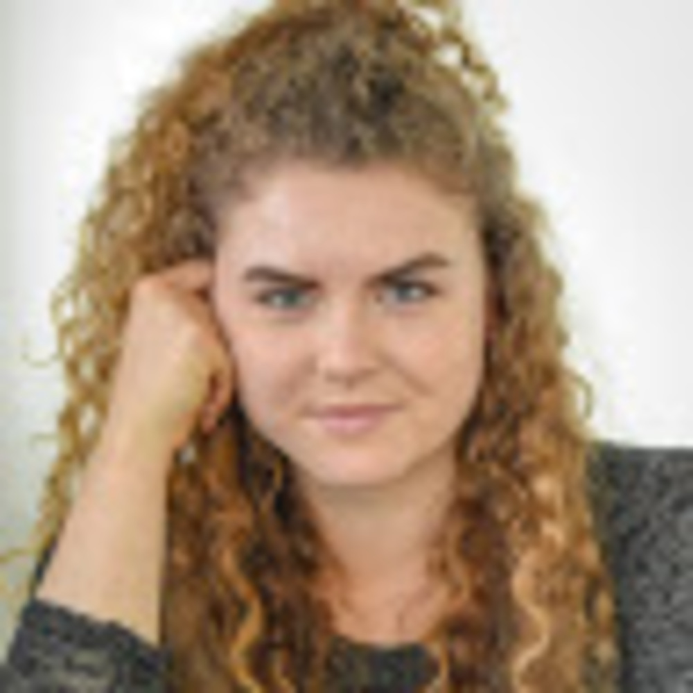 Meet your Posher, Hayley